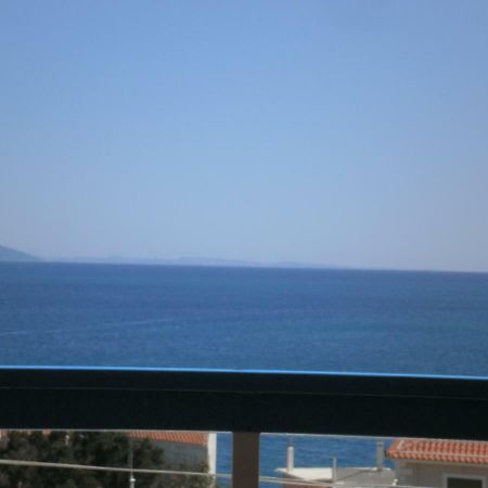 Seaview Self Catering Apartment - Helen No 1 Xiropigado Exterior foto
